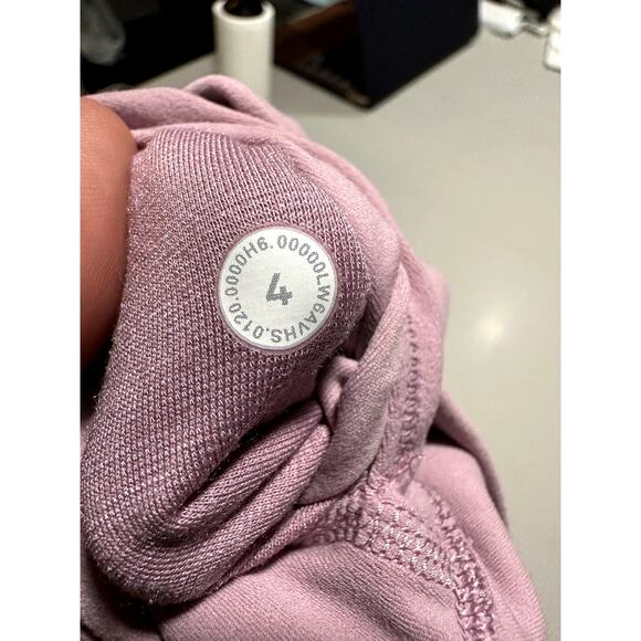 Lululemon Align Crop *21" Size 4 Pink Nulu - Picture 8 of 9